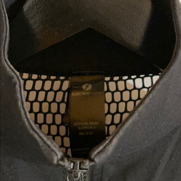 Electric Yoga Light Jacket w/ Mesh Cutouts - Picture 2 of 6